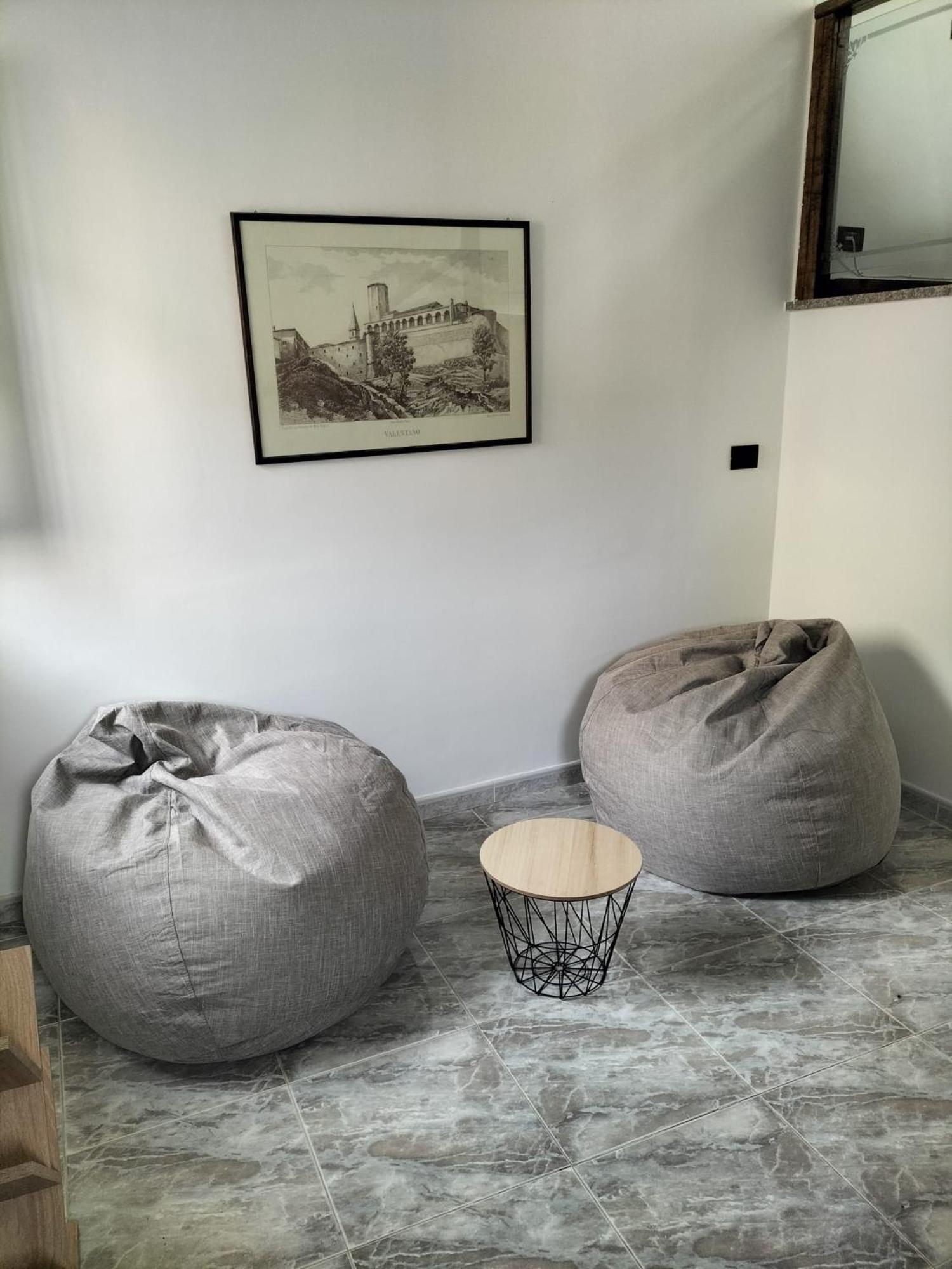 Piazza Varese Valentano Ngoại thất bức ảnh